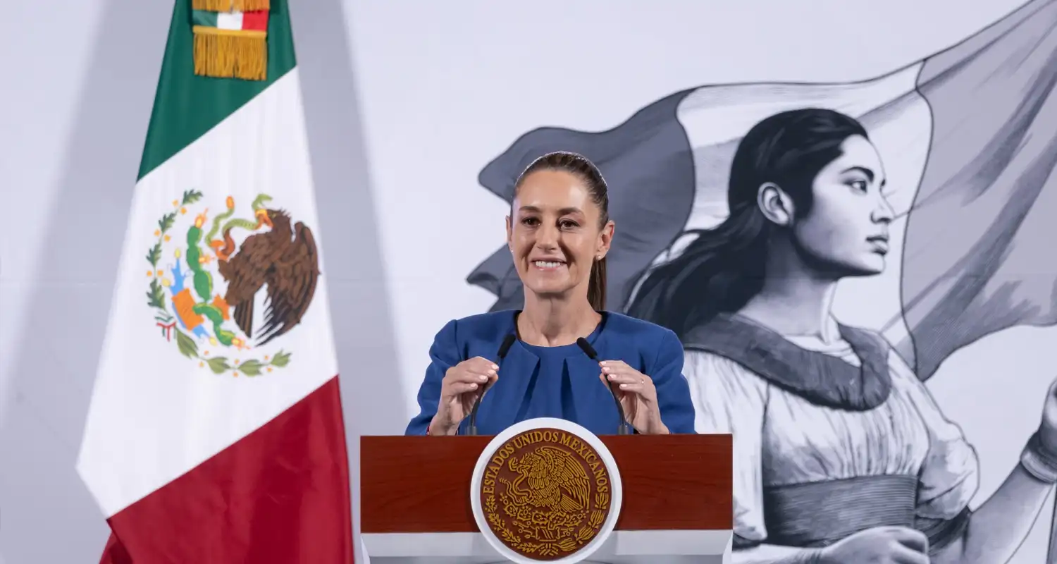 Sheinbaum vende espejismos: Un futuo 'brillante' para Pemex que solo existe en sus discursos