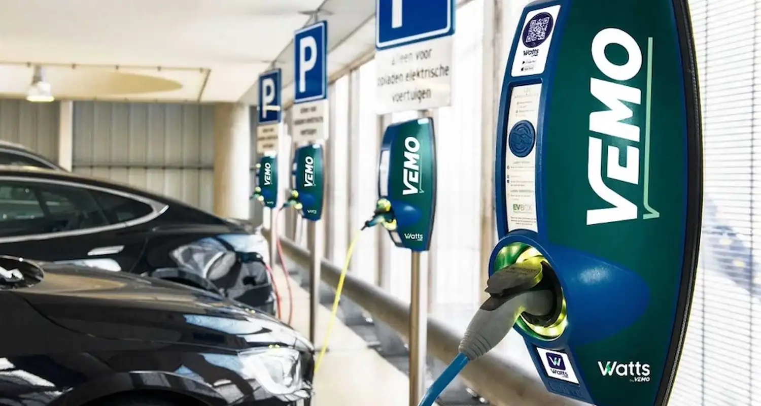 Estaciones de servicio en México: ¿Listas para la revolución eléctrica o estancadas en el pasado?