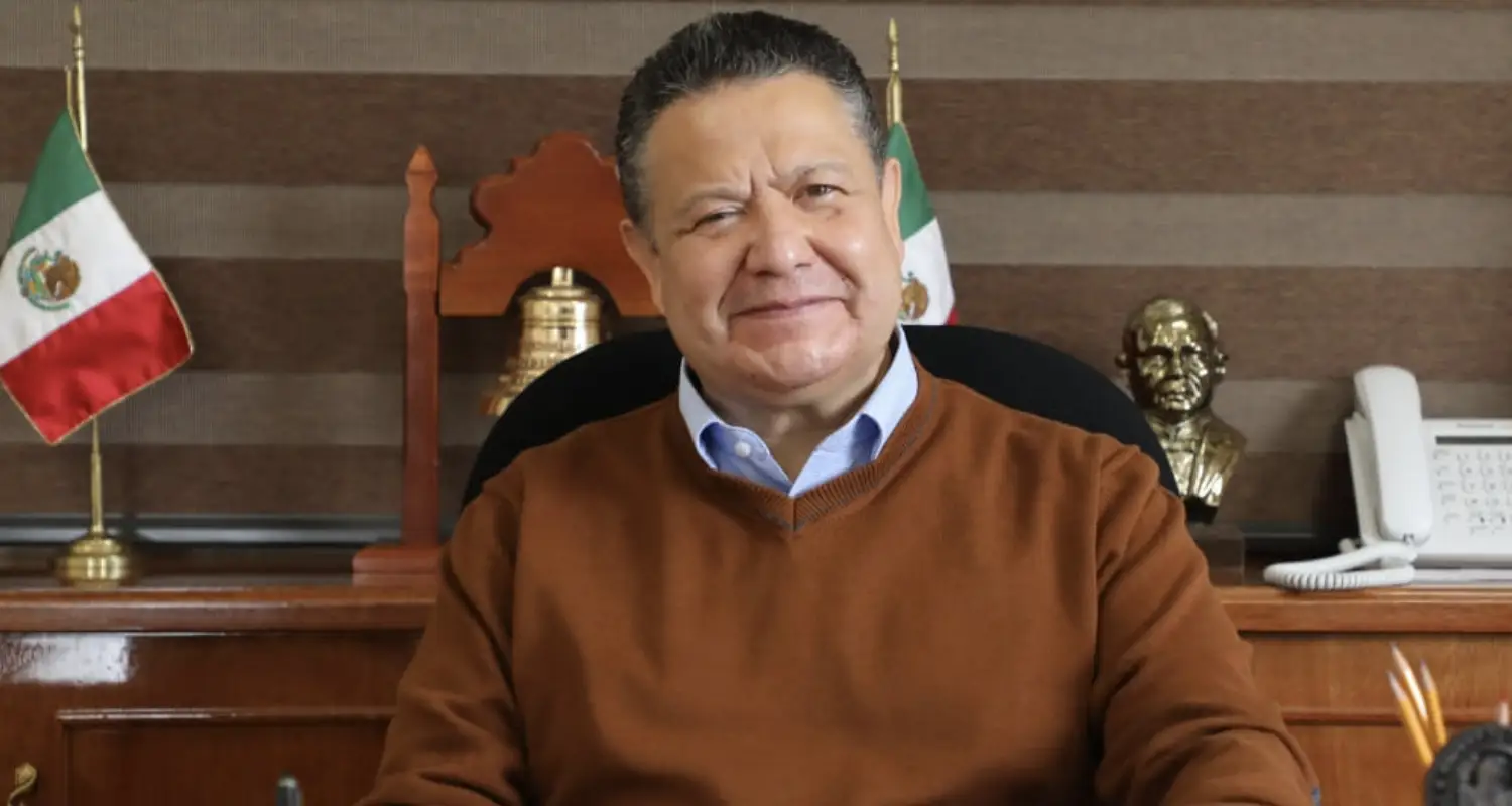 Menchaca avanza en Hidalgo: inversión crece, pero huachicol persiste