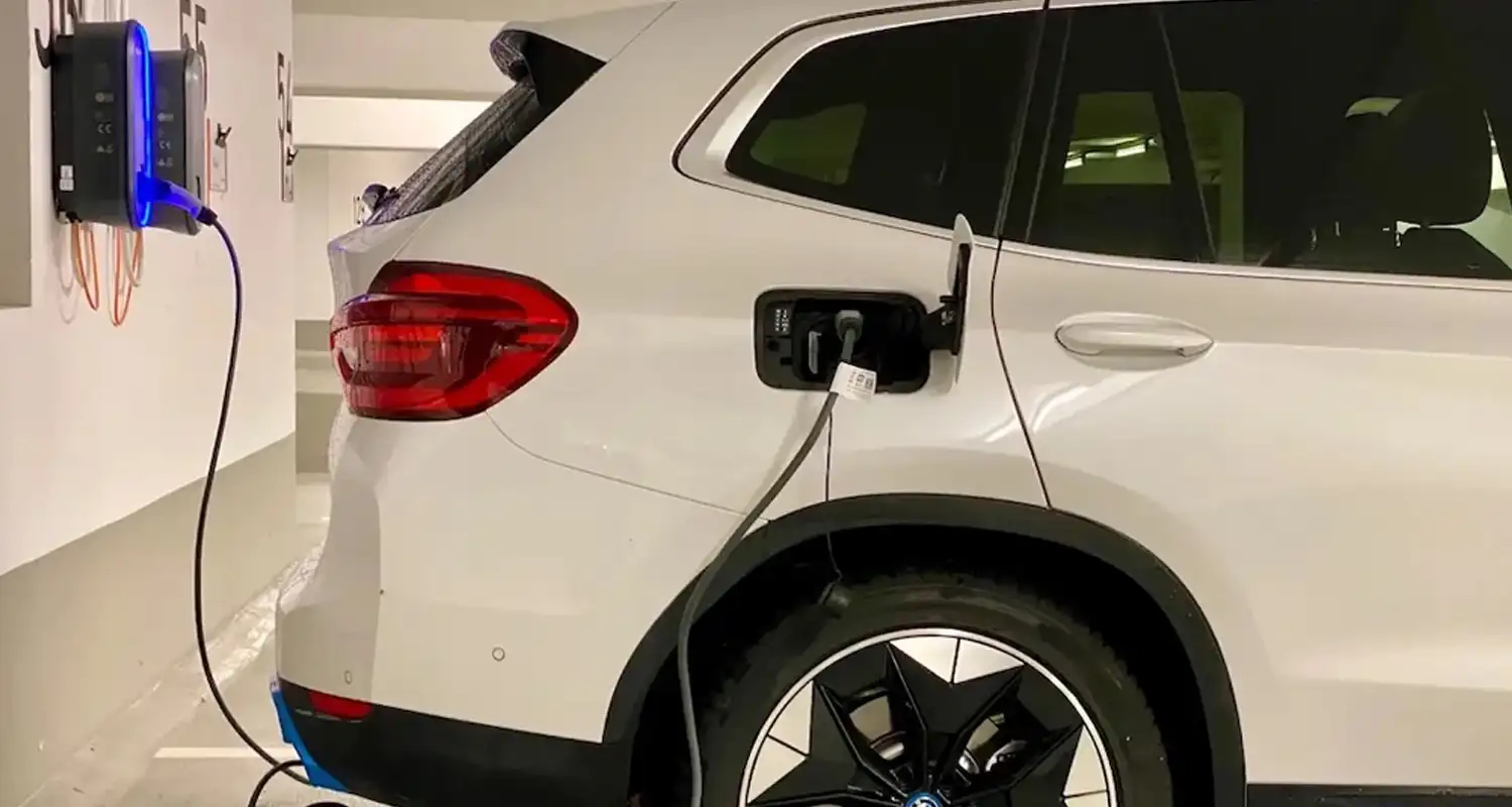 Corredor de carga para vehículos eléctricos pesados obliga a inversión en red y 
