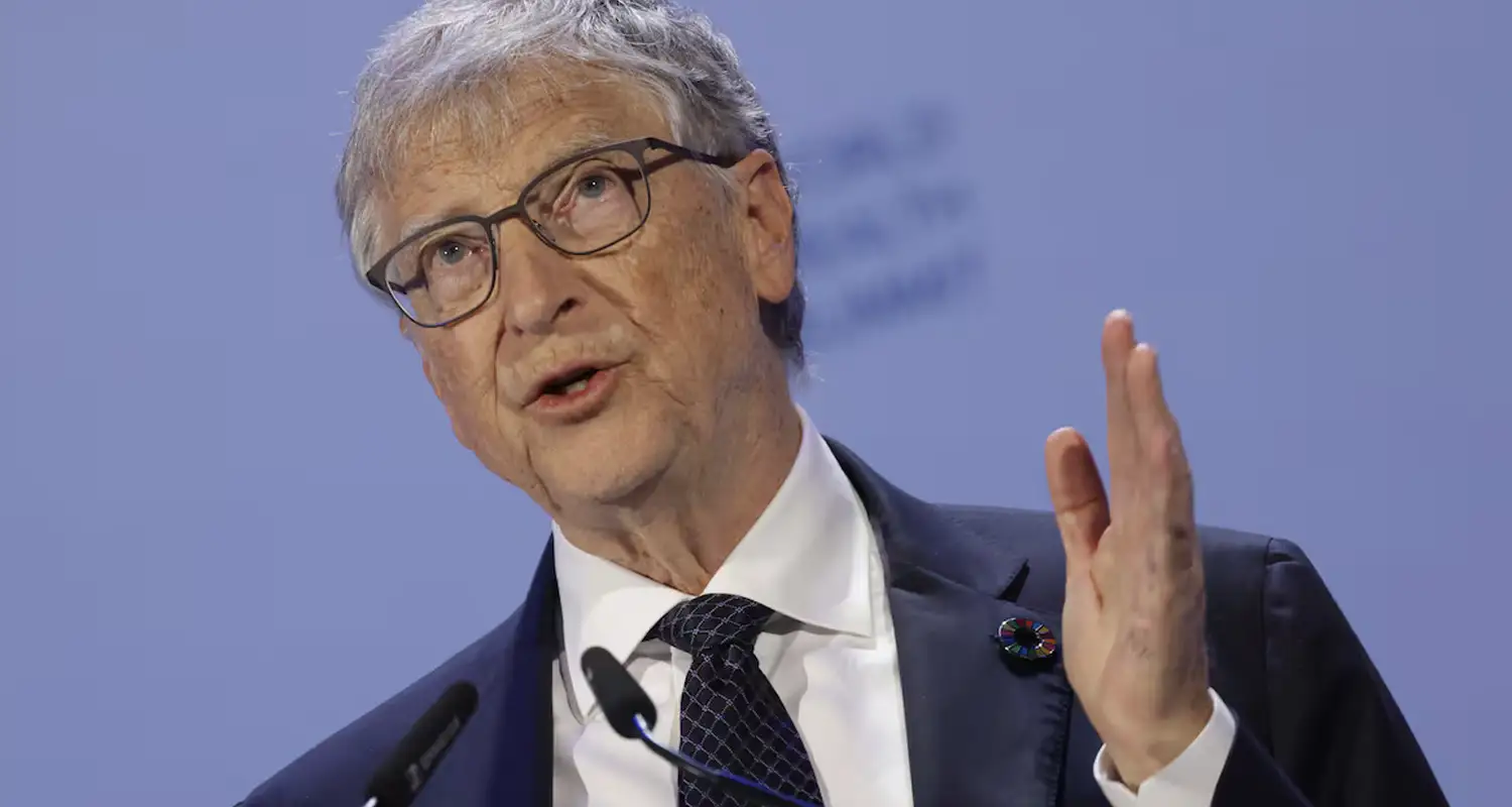 Bill Gates vaticina: 'La IA reemplazará a humanos en la mayoría de trabajos dentro de 10 años'