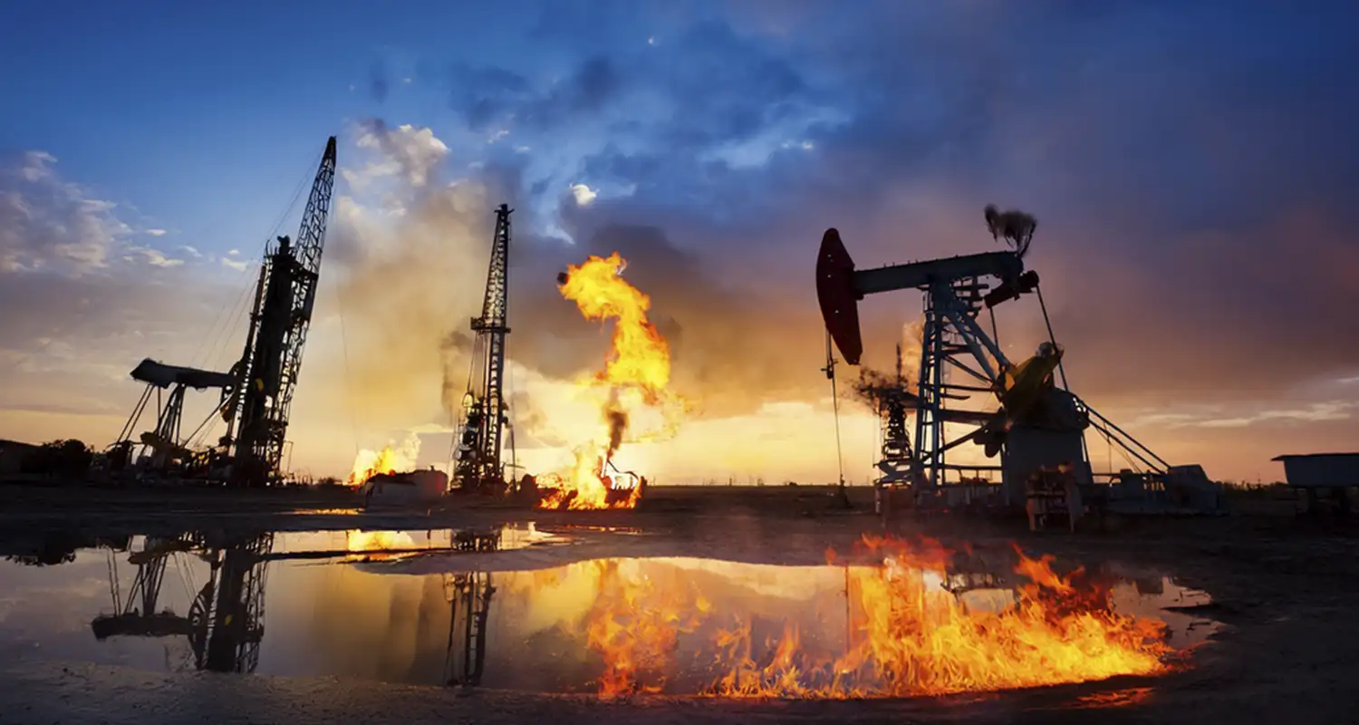 Incendio en la refinería Olmeca de Dos Bocas es controlado: el episodio vuelve a encender dudas sobre la operación del complejo