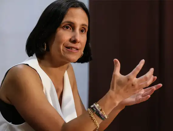 Expertos alertan: Centralización de decisiones en SENER podría 'ahuyentar inversiones' en sector energético