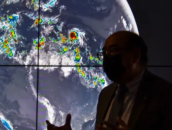 Renuncia masiva en la Agencia Espacial Mexicana: ¿Transformación o desmantelamiento?