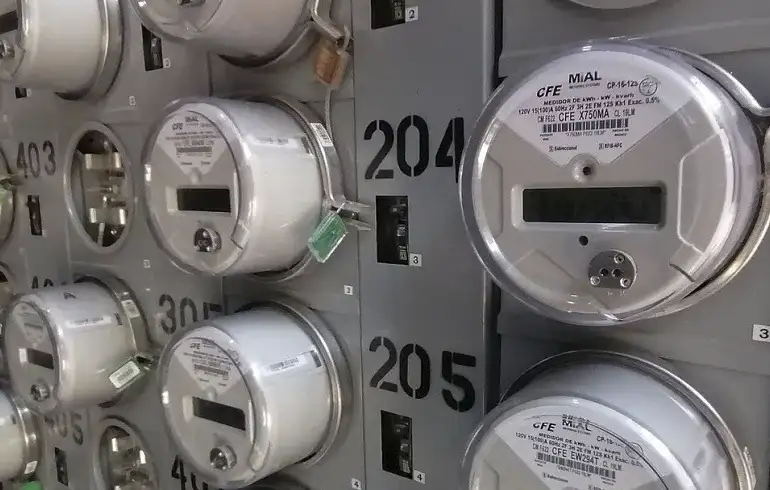 Colocar 'diablitos' en el servicio de luz: ¿decisión que te ahorra o que te hunde?