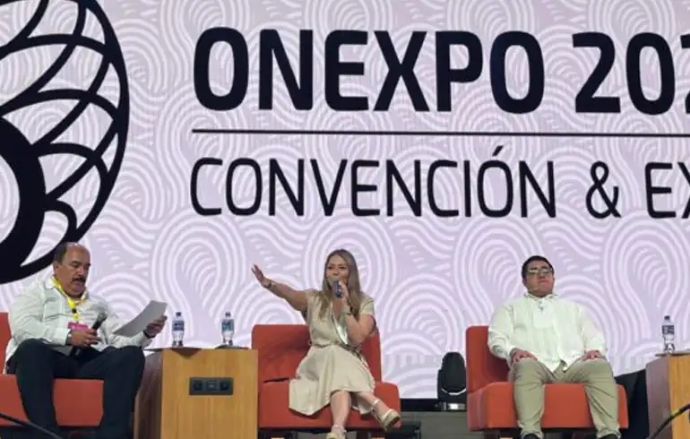 Pemex entre la espada y la pared: el nuevo laberinto regulatorio para gasolineras en México