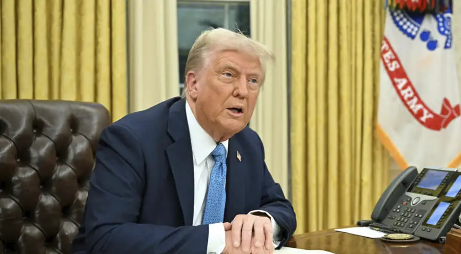 Trump cede y ‘congela’ aranceles a México… por un mes