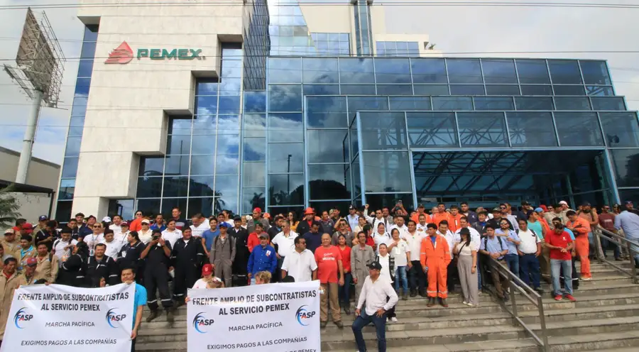 Proveedores de Pemex estallan: preparan marchas por pagos incumplidos