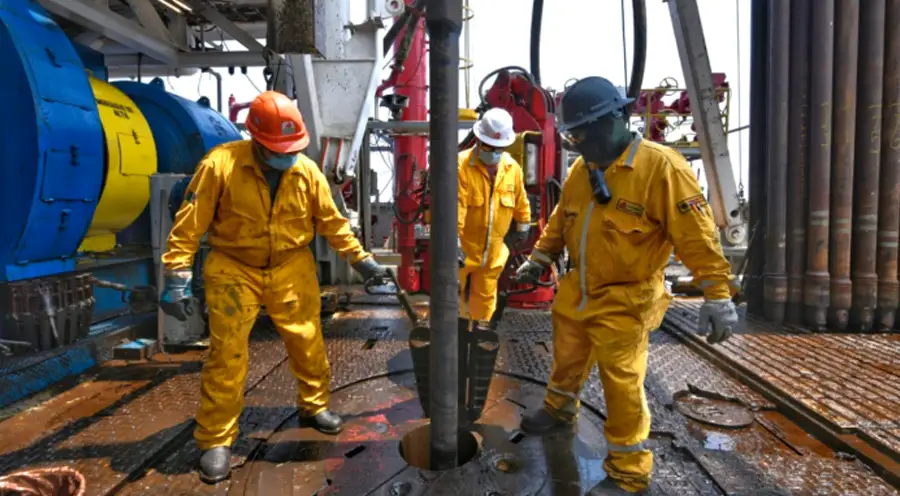 Subcontratistas de Pemex exigen pagos millonarios