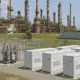 Baterías en refinerías: el plan de PEMEX para estabilizar la red nacional