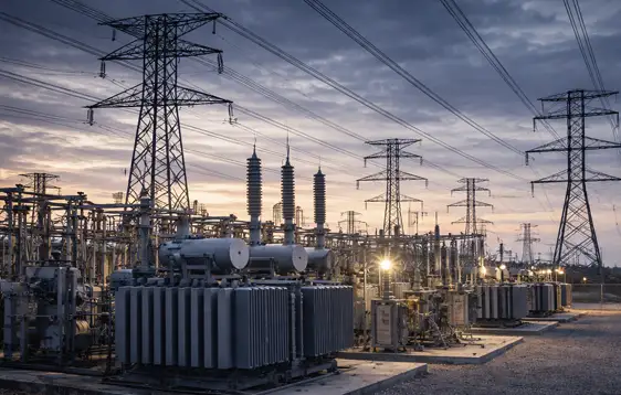 Autoconsumo compartido: cómo cambia el mercado eléctrico y qué deben hacer los empresarios