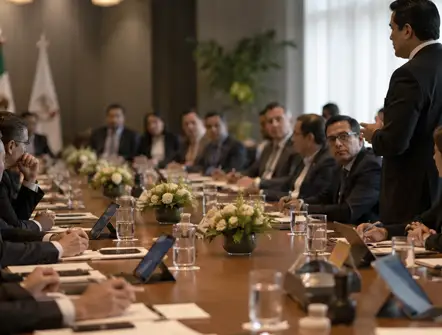COA impulsa diálogo de inversión: implicaciones para energía, Pemex y CFE