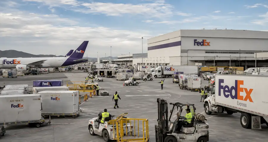 FedEx escala en México: riesgos y oportunidades para energía e infraestructura
