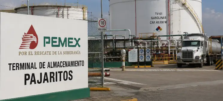 Pemex atiende incidente en Terminal Pajaritos; riesgo para suministro sureste