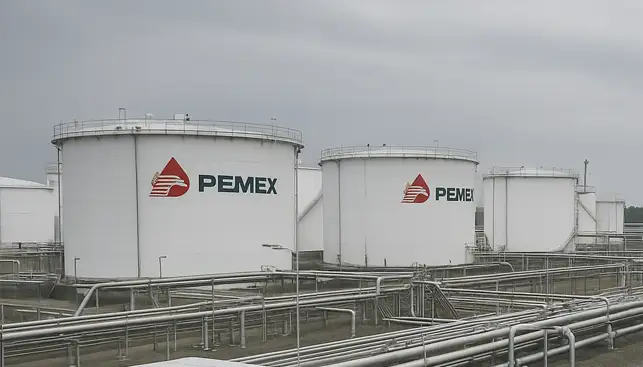 Pemex y el cuello de botella invisible: financiar la operación cuando el CAPEX llega tarde