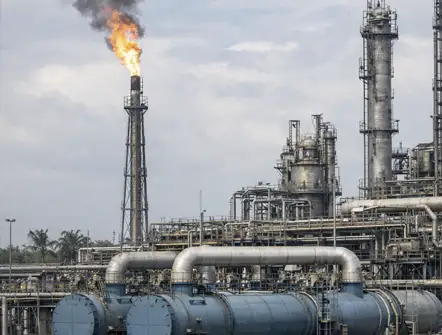 Pemex y la operación energética: qué significa en la práctica recuperar gas de antorcha, integrar calor y gestionar energía y agua