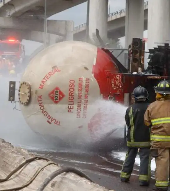 México endurece normas para transporte de gas LP: GPS y control de velocidad