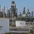 Válvulas críticas en refinerías: seguridad, presión y cumplimiento